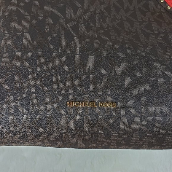 Michael Kors Aria Monogram Crossbody - Picture 2 of 10